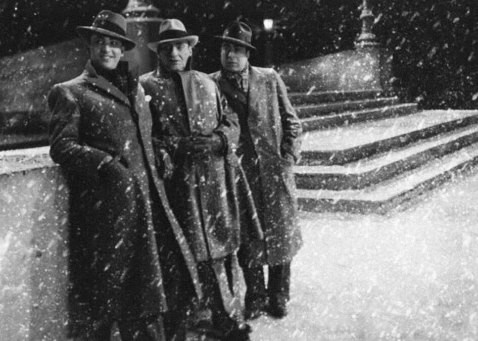 Tres anclados en París (1938)